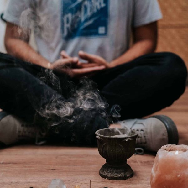 מטפל הוליסטי